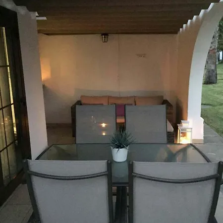Bungalow Elegance *